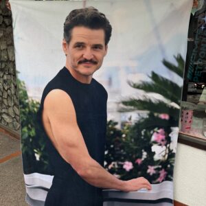 Manta corderito Pedro Pascal