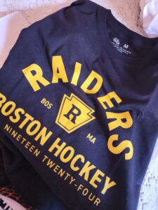 Polera Boston Riders Rozanov Heated Rivalry photo review