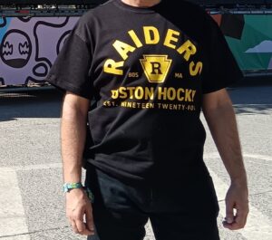Polera Boston Riders Rozanov Heated Rivalry photo review